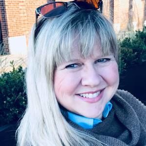 Meet your Posher, Debbie